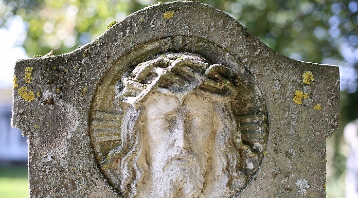 Gebetsvorlage für einen persönlichen Friedhofsgang an Allerheiligen