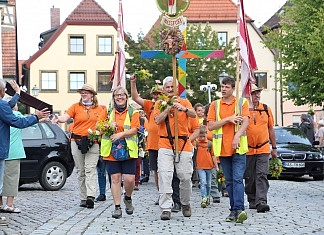 Ankunft der Kreuzbergpilger