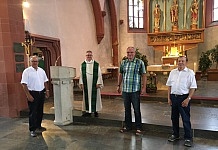 Elf Weise Hasen sorgen für guten Ton in der Stadtpfarrkirche