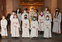 9 neue Ministranten eingeführt