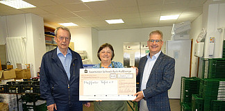 Spende der Pfarreiengemeinschaft an Haßfurter Tafel übergeben